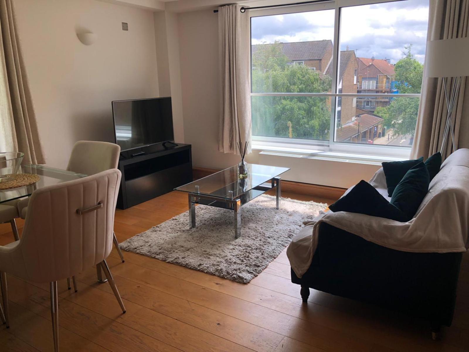Westwood House Apartment ลอนดอน ภายนอก รูปภาพ