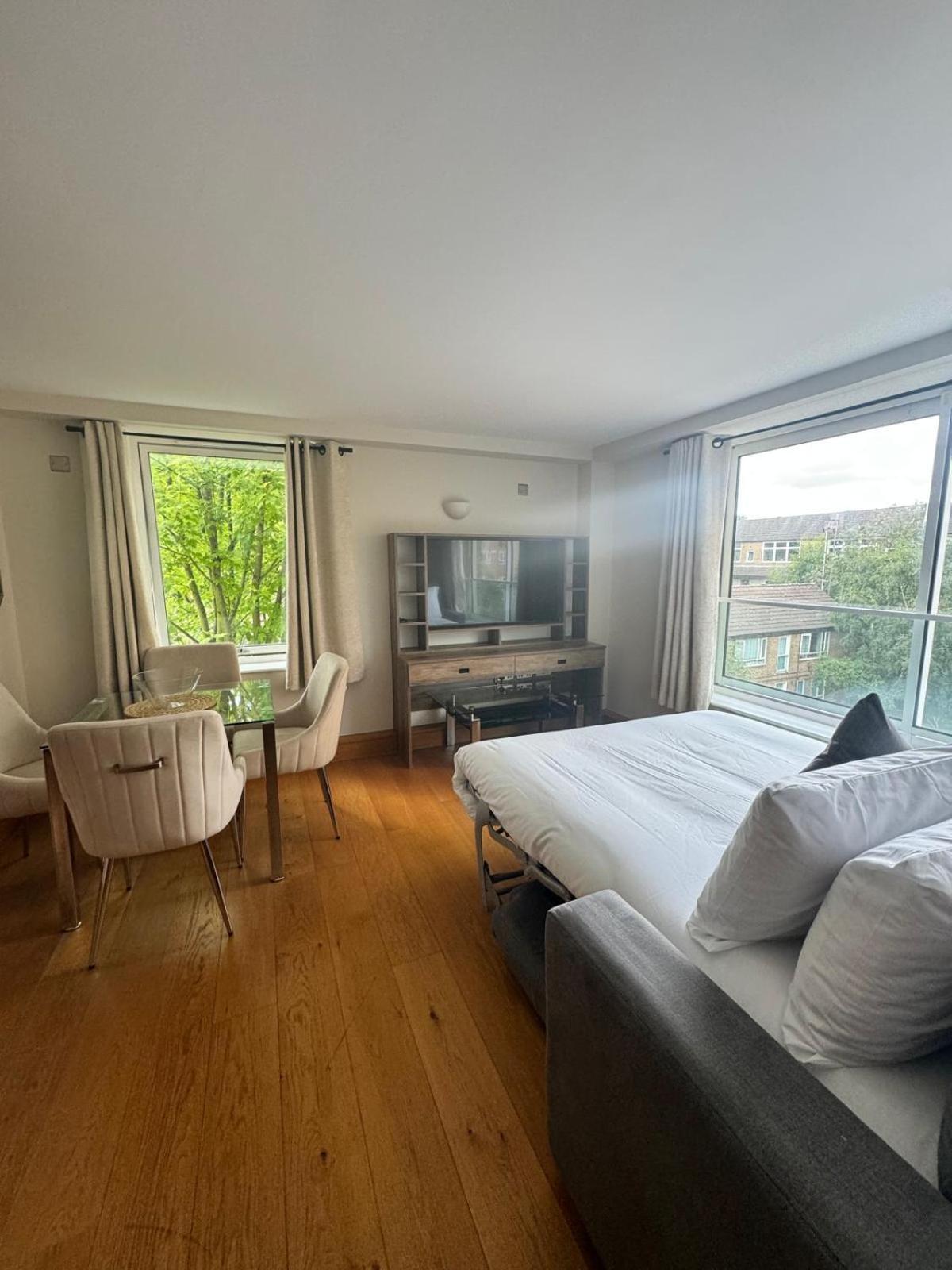 Westwood House Apartment ลอนดอน ภายนอก รูปภาพ