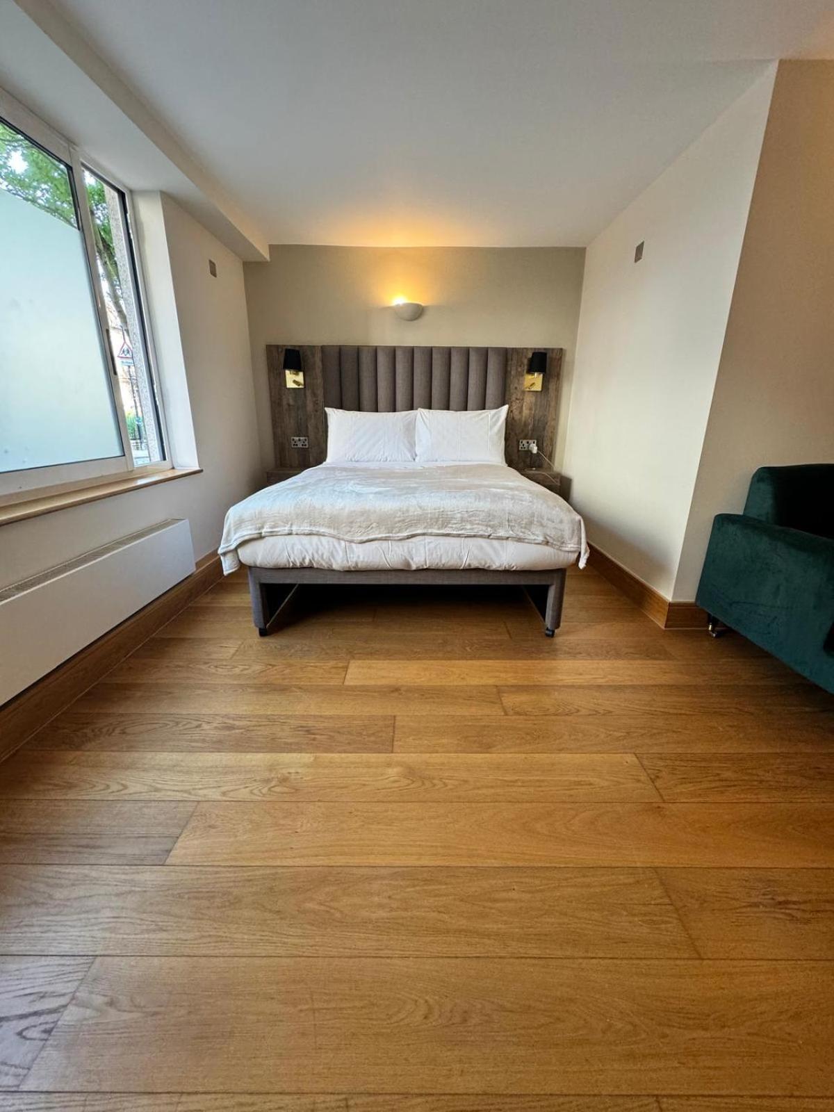 Westwood House Apartment ลอนดอน ภายนอก รูปภาพ