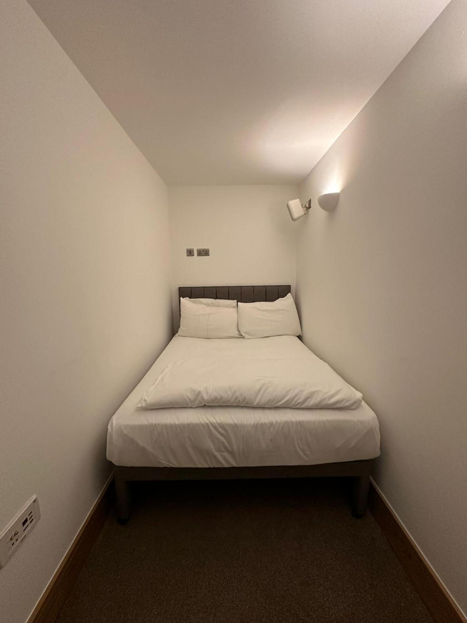 Westwood House Apartment ลอนดอน ภายนอก รูปภาพ