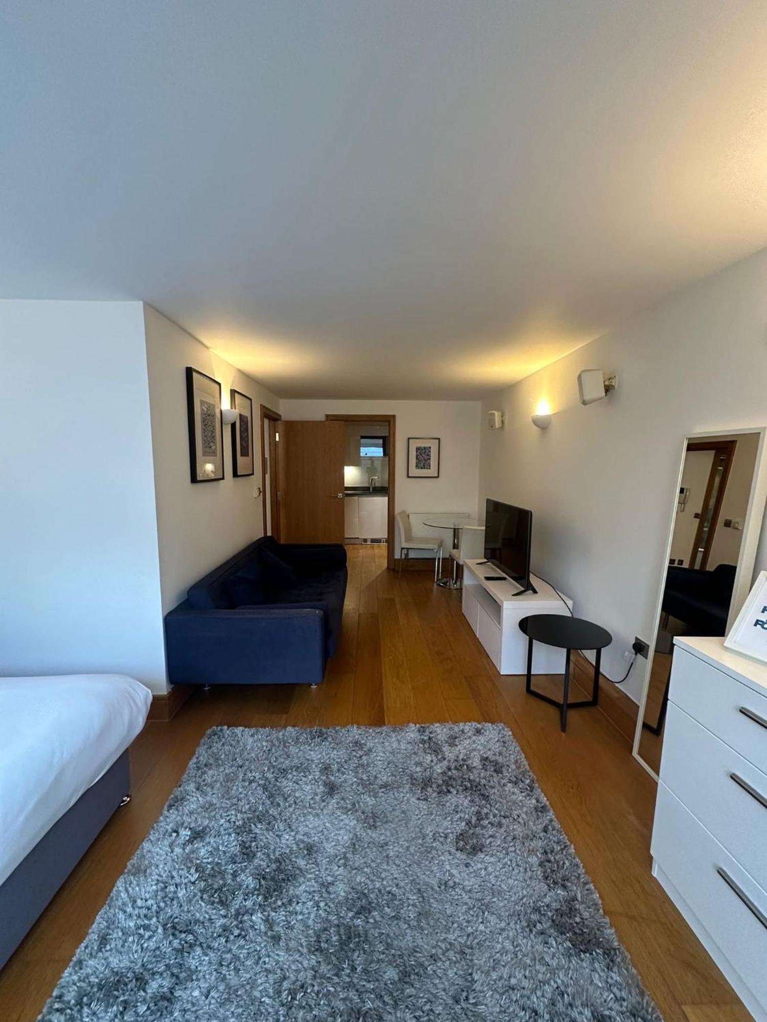 Westwood House Apartment ลอนดอน ภายนอก รูปภาพ