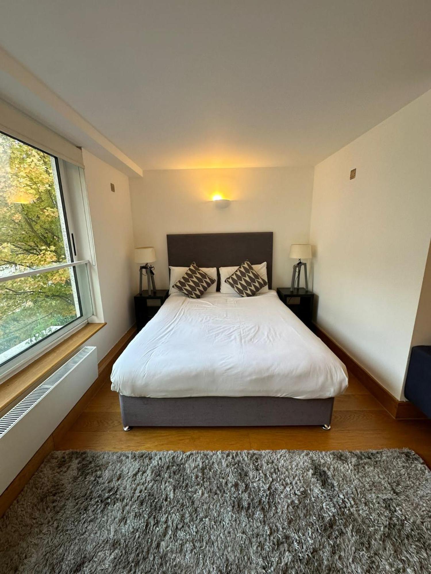 Westwood House Apartment ลอนดอน ภายนอก รูปภาพ