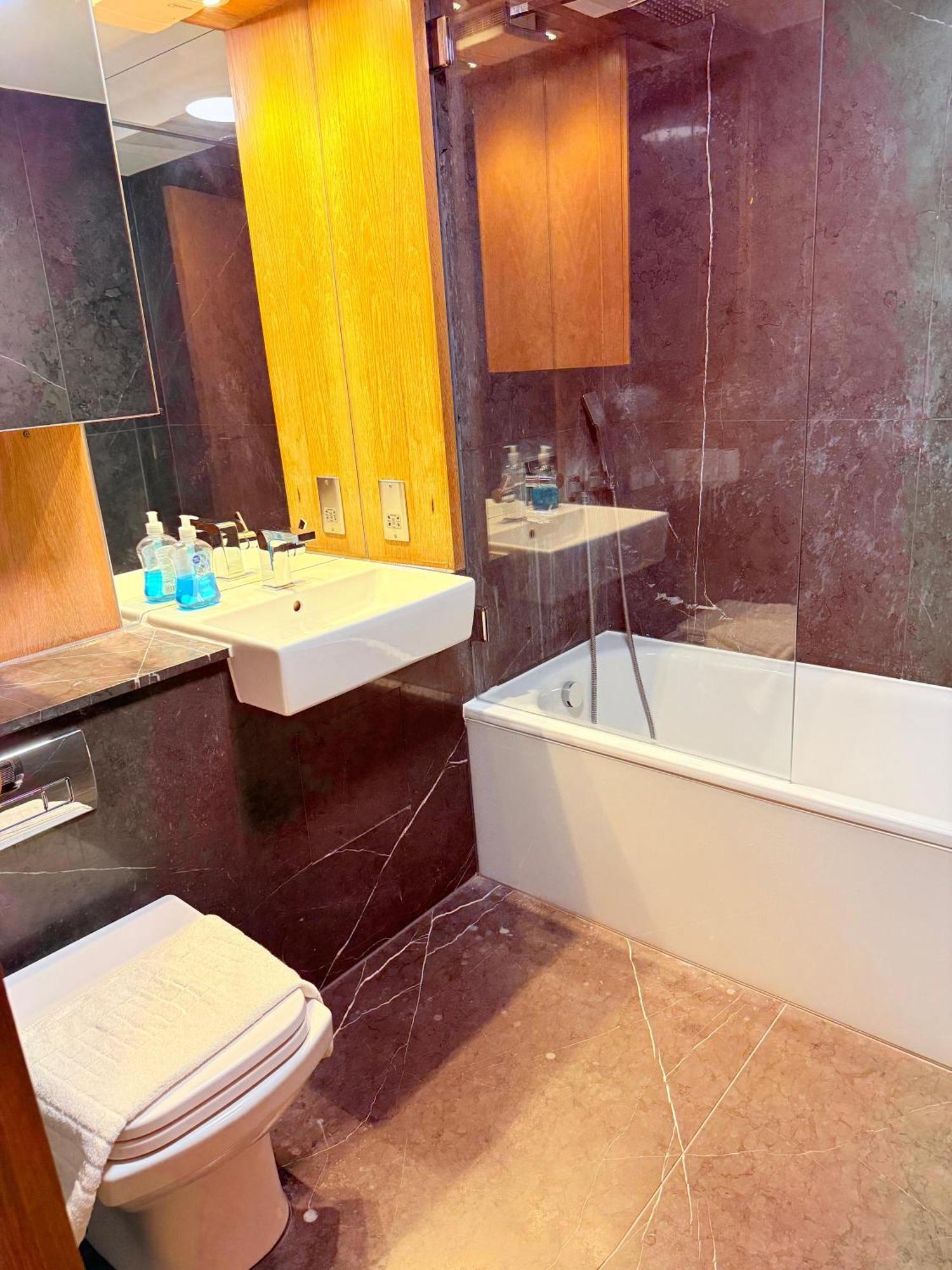 Westwood House Apartment ลอนดอน ภายนอก รูปภาพ